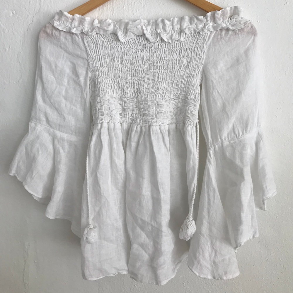 White off-the-shoulder long sleeve blouse